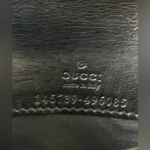 Gucci Vintage Long Black Wallet with Gold Logo - Picture 4 of 13